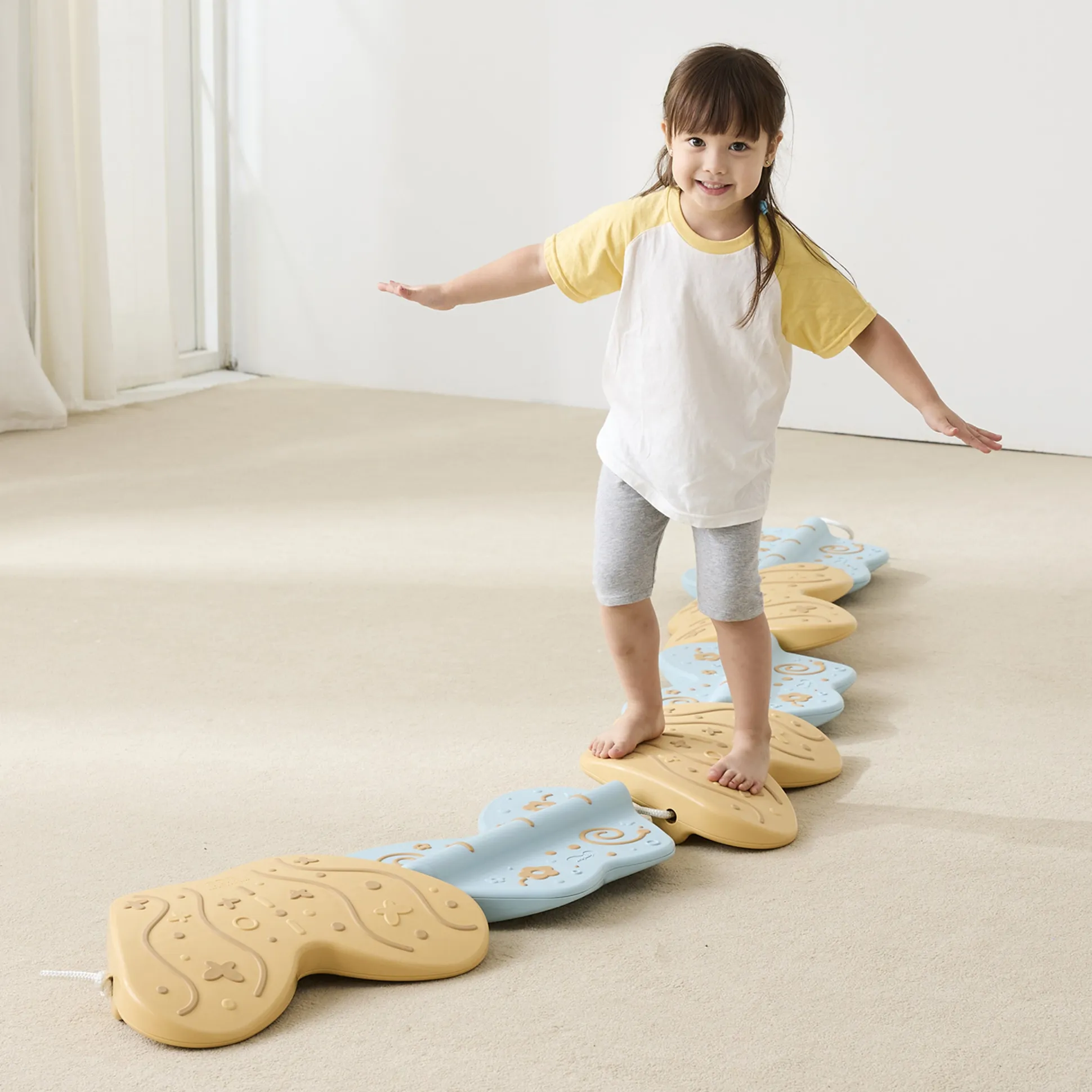 Butterfly Path Sensory Balance Stepping Stones | Dual Motion Wobble Path with Connectable Pieces