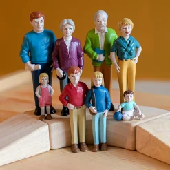 Caucasian Pretend Play Vinyl Family Figurines | 8 Piece Set