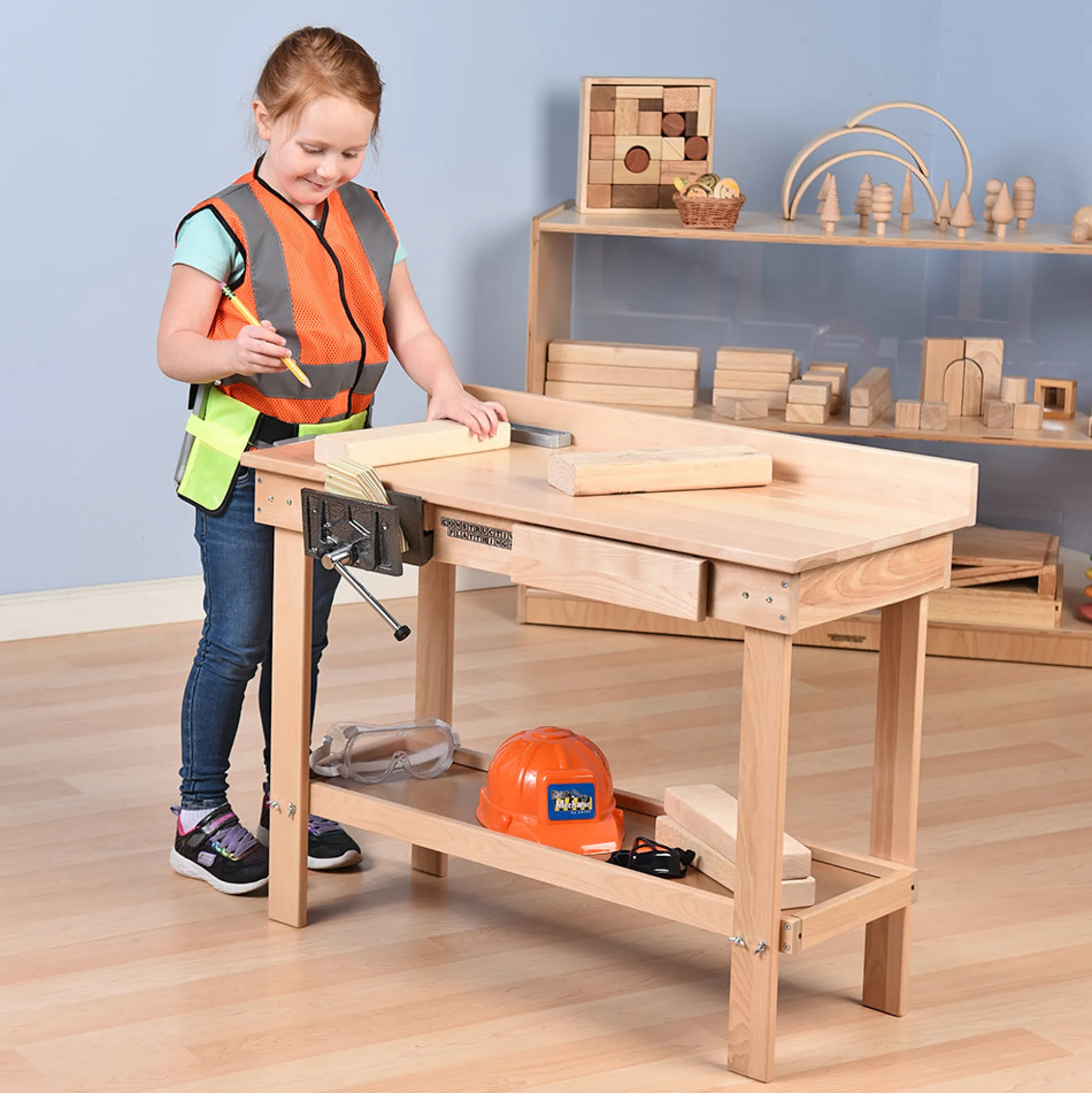 Child-Size Carpentry Workbench with Working Vise & Storage