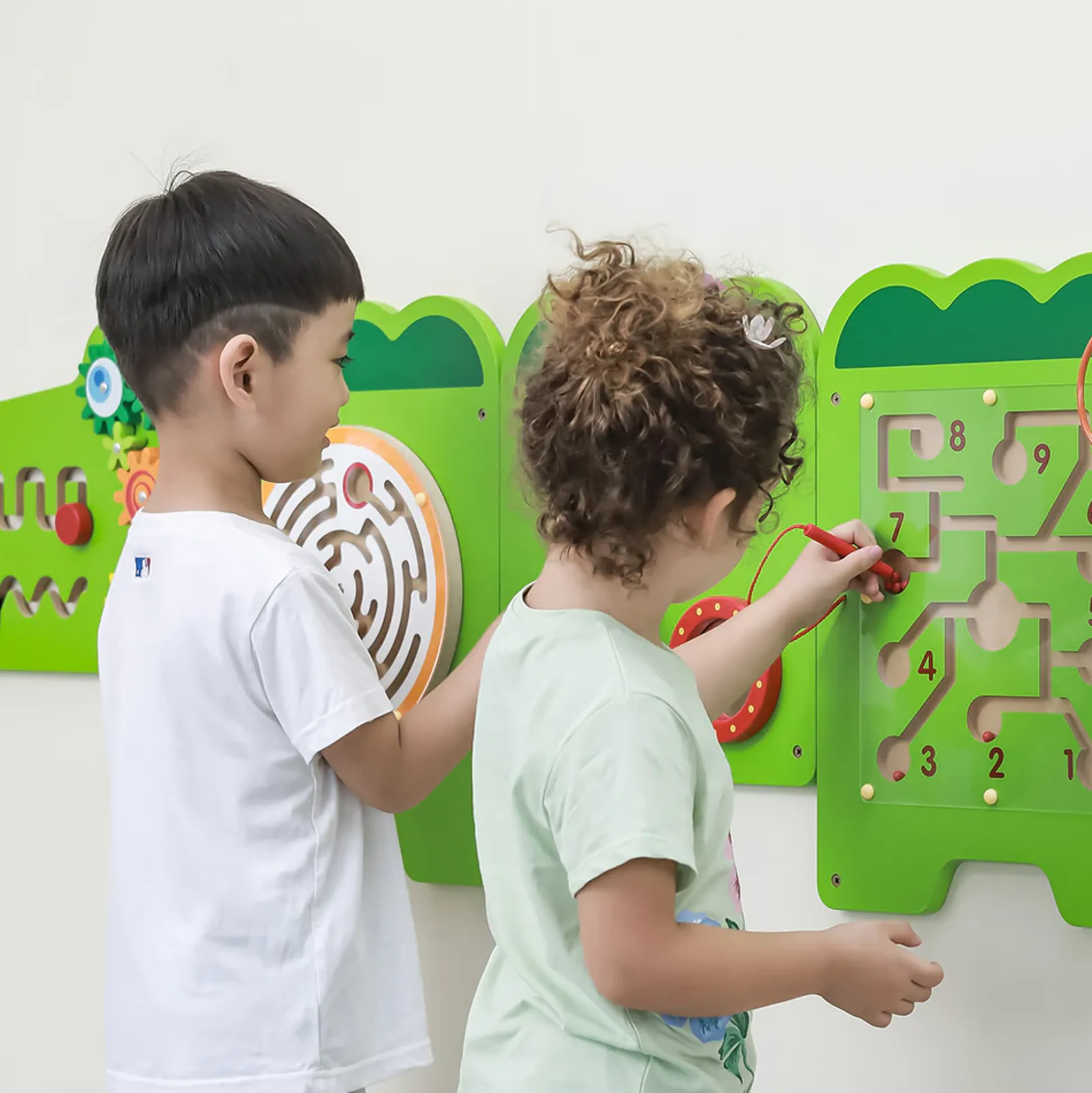 Crocodile Activity Wall Panel