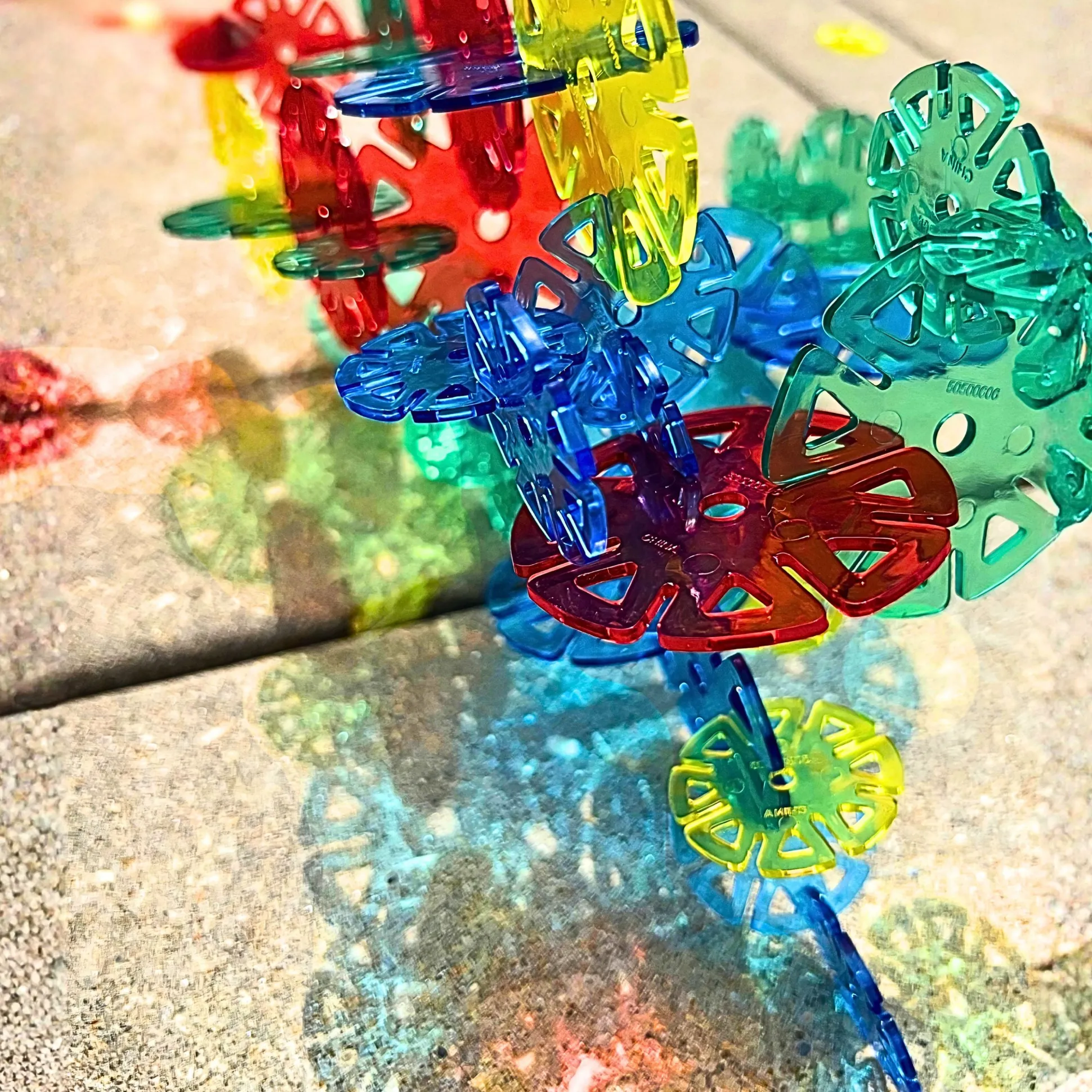 Crystal Connectors Building Discs – 300-Piece Translucent STEM Construction Set for Kids Ages 3+