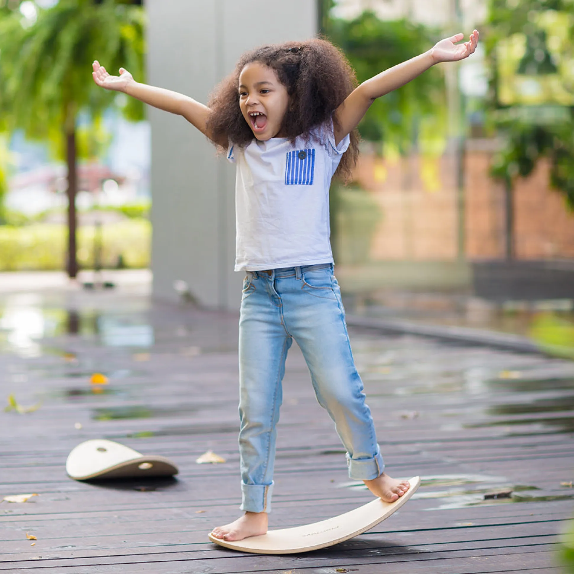 Eco-Friendly Curved Balance Board