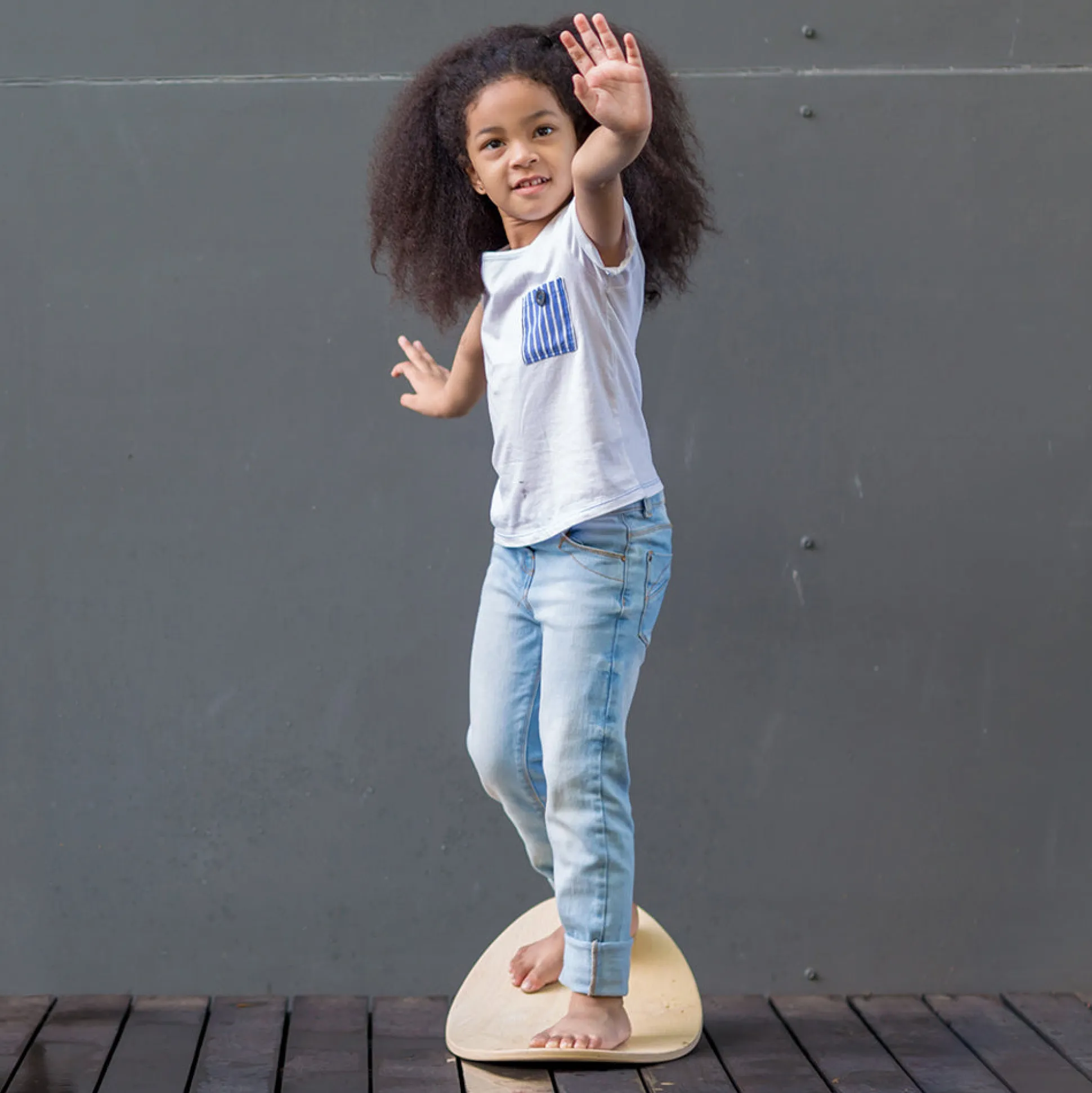 Eco-Friendly Curved Balance Board