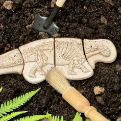 Prehistoric Fossil Dig & Build Set | 6 Dinosaur Skeletons Puzzle Kit