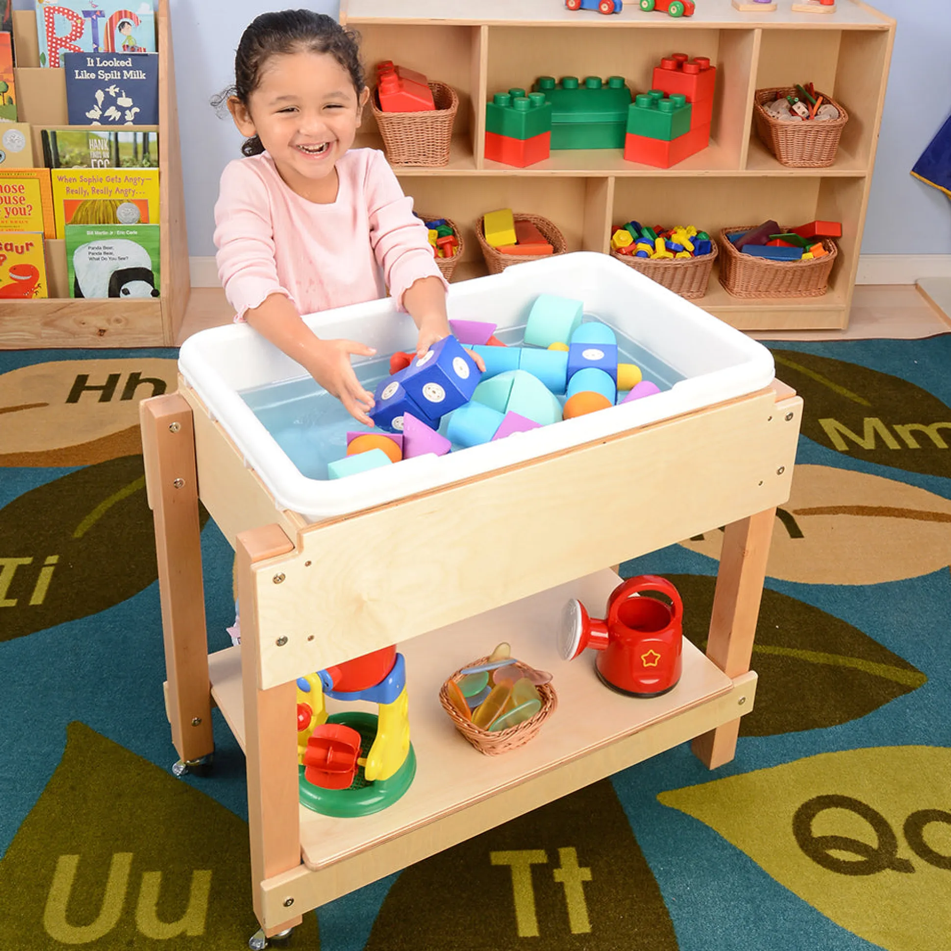Sensory Table with Lid