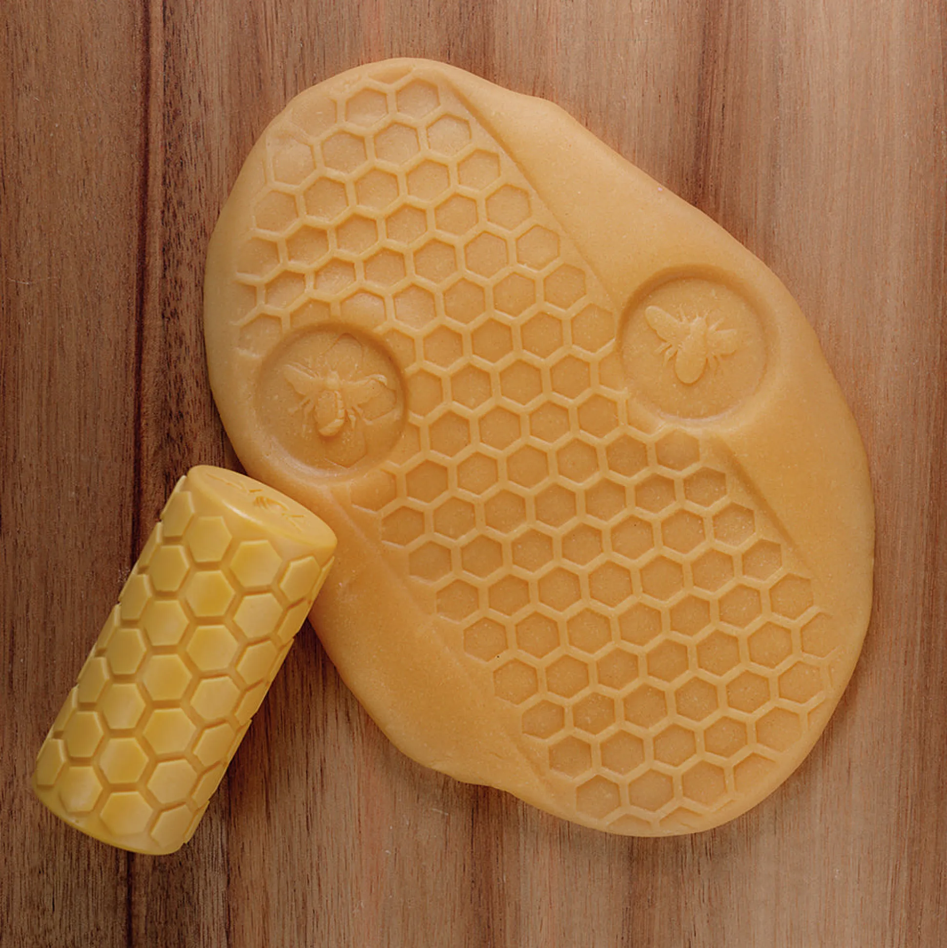Yellow Door® Let's Roll Garden Bugs Dough Roller Set